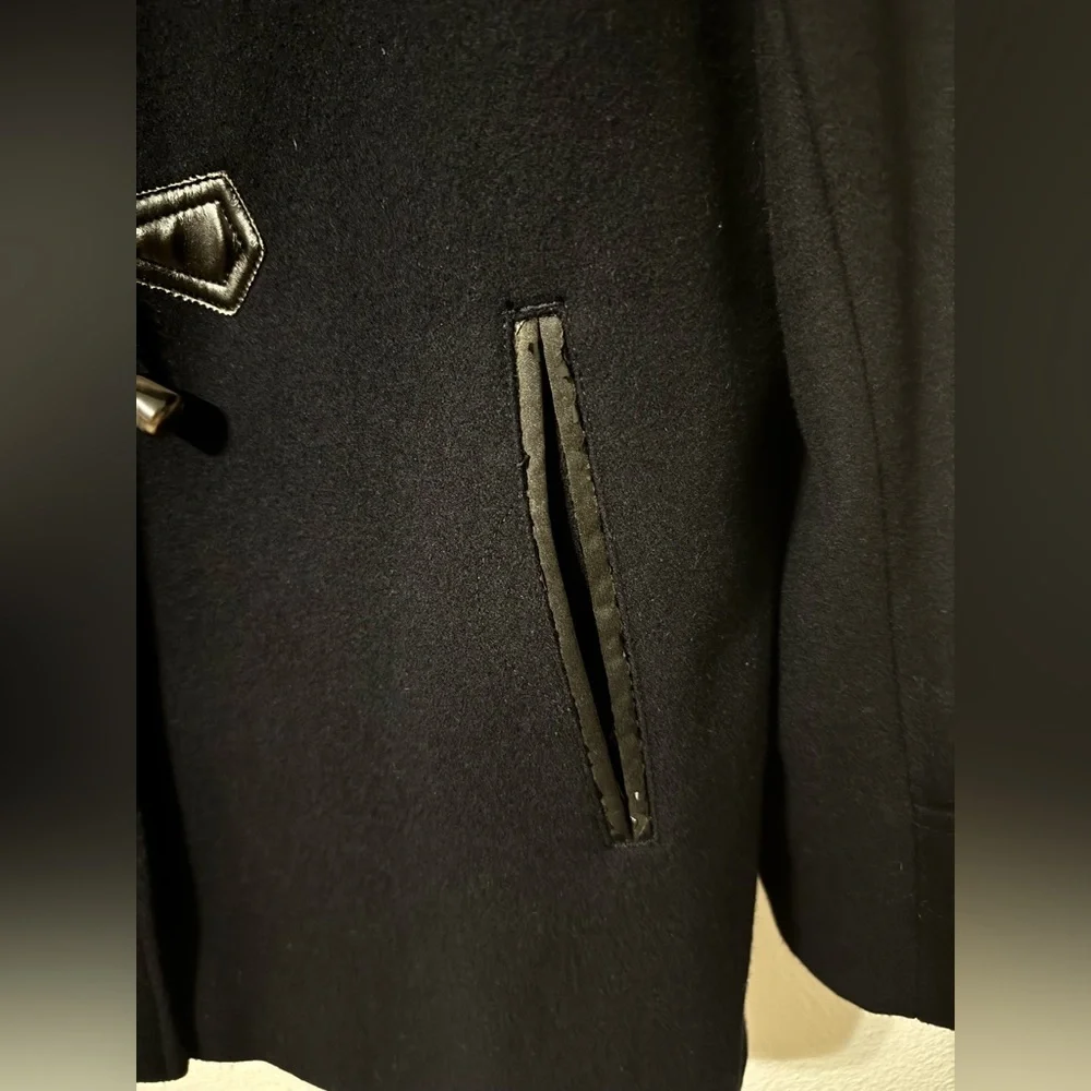 Liz Claiborne Black Peacoat with Toggle, Hood and Zipper - Picture 5 of 10